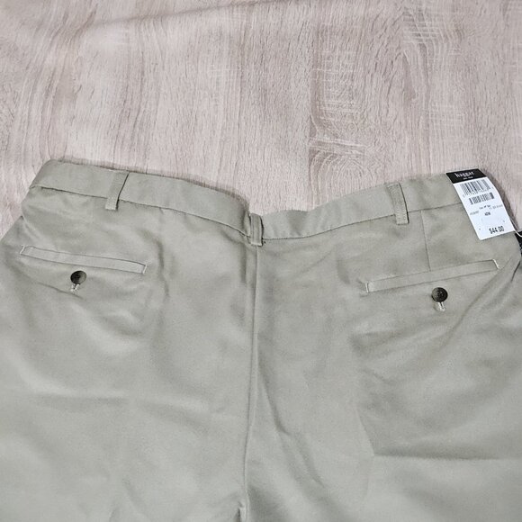 Haggar Mens Size 40 Pleated Cool 18 9.5in Inseam Khaki Shorts New Golf - Picture 3 of 7